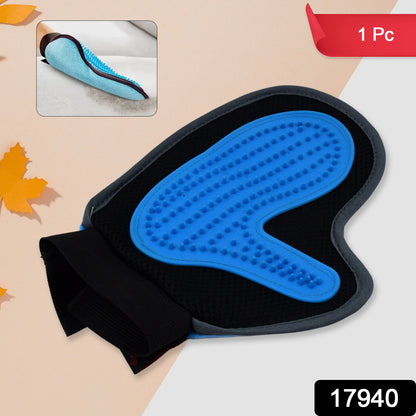 Pet Grooming Glove Deshedding Tool Mitt for Dogs & Cats in blue color, perfect for removing pet hair.